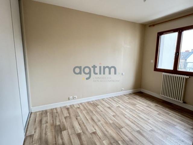 Location Appartement 2 pièces 47m² LA ROCHE SUR YON 85000
