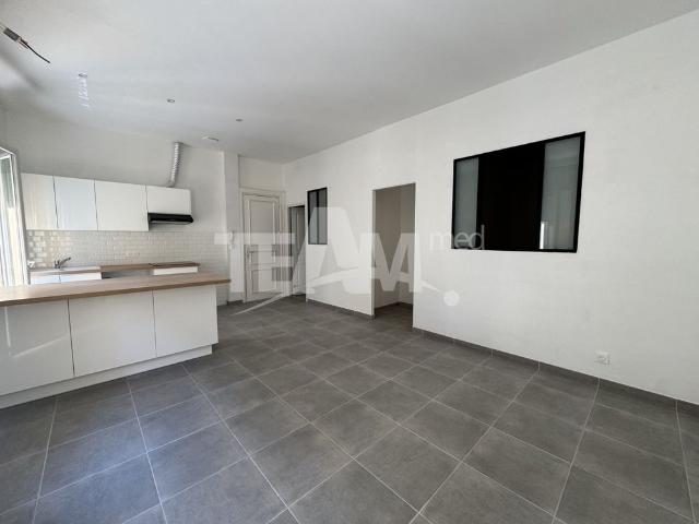 Location Appartement 2 pièces 47m² SETE 34200