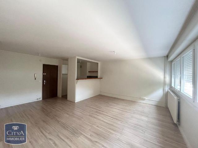 Location Appartement 2 pièces 47m² ST ETIENNE 42100
