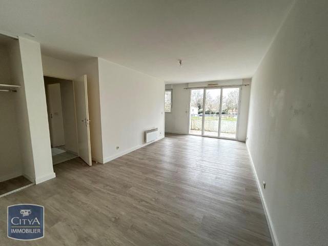 Location Appartement 2 pièces 47m² ST PIERRE DU MONT 40280