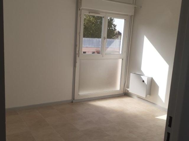Location Appartement 2 pièces 47m² ROANNE 42300