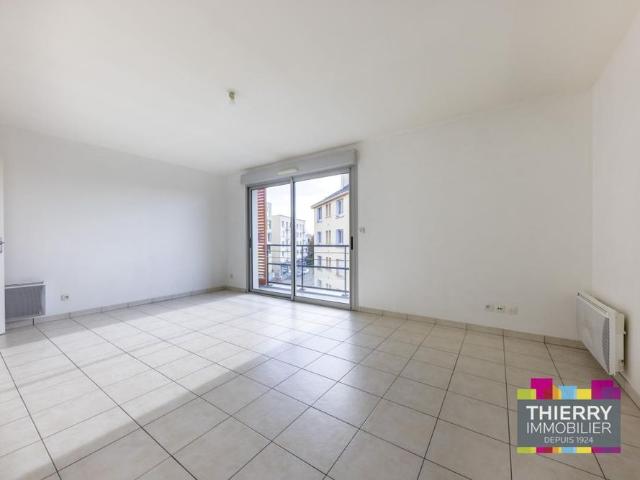 Location Appartement 2 pièces 47m² REZE 44400