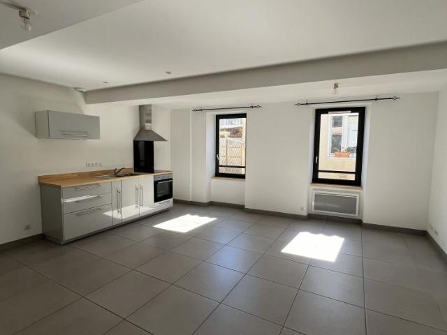 Location Appartement 2 pièces 47m² REALMONT 81120