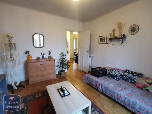 Location Appartement 2 pièces 47m² TOURS 37000