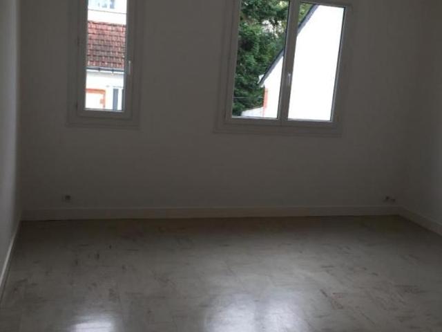 Location Appartement 2 pièces 47m² TOURS 37000