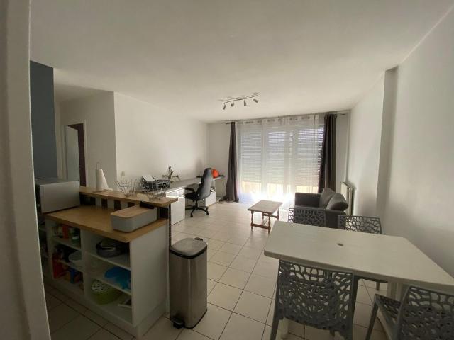 Location Appartement 2 pièces 47m² VALENCE 26000