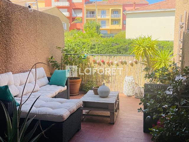 Location Appartement 2 pièces 44.74 m2 Carqueiranne