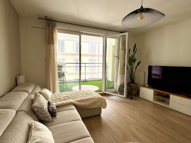 Location Appartement 2 pièces 44.79 m2 Marseille 7ème