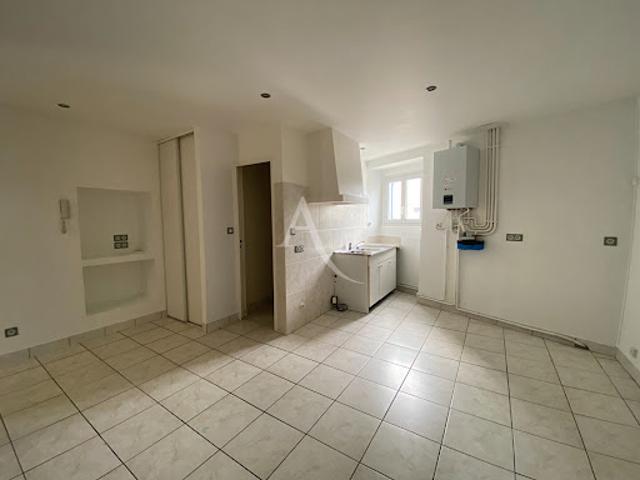 Location Appartement 2 pièces 44.09 m2 Trelaze
