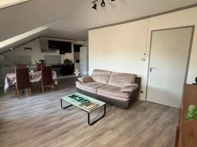 Location Appartement 2 pièces 44 m2 à Millau