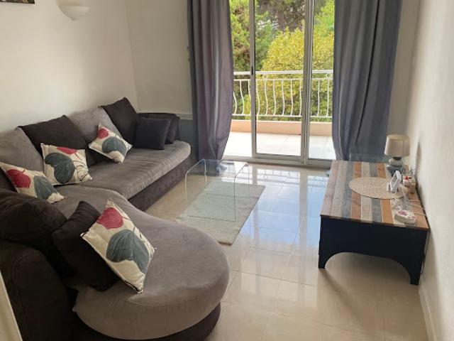 Location Appartement 2 pièces 44 m2 Cannes la bocca