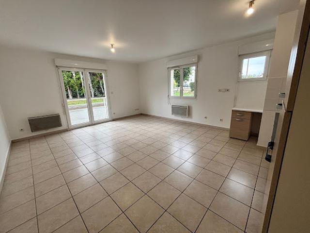 Location Appartement 2 pièces 44 m2 La Chapelle Saint Luc