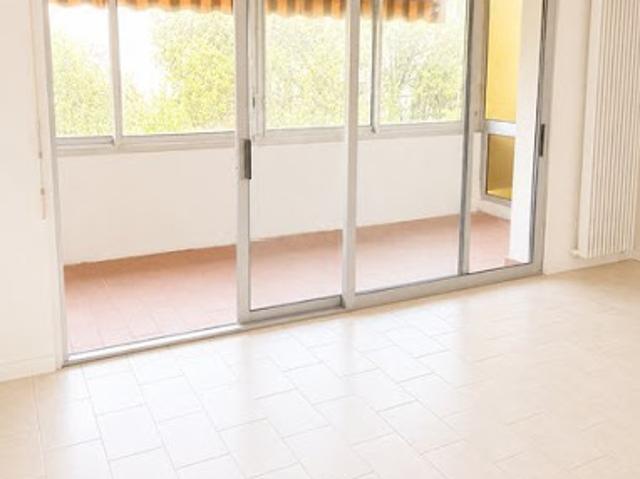 Location Appartement 2 pièces 44 m2 Marseille 8ème