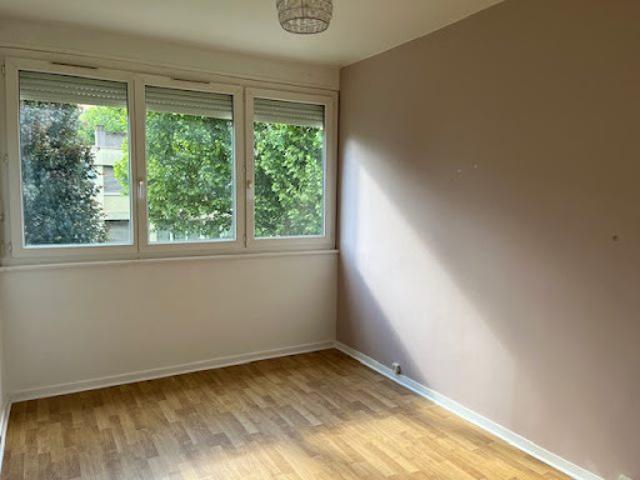 Location Appartement 2 pièces 44 m2 Saint Etienne du Rouvray