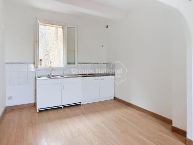 Location Appartement 2 pièces 44 m2 Sainte Cécile les Vignes