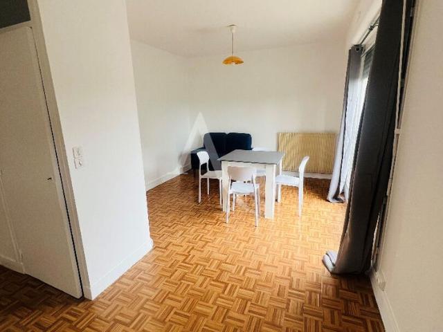 Location Appartement 2 pièces 44m²
