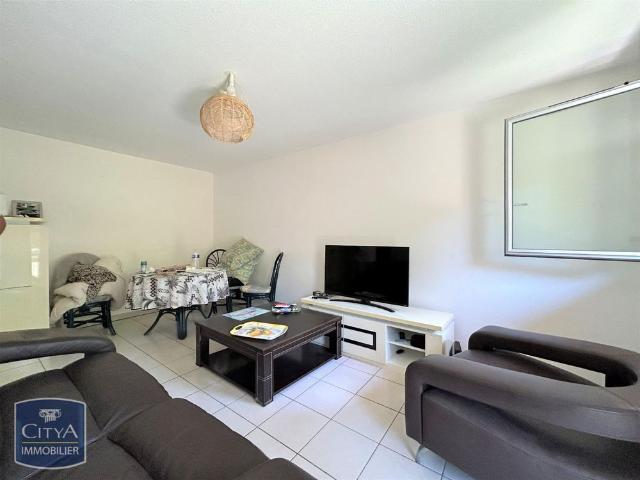 Location Appartement 2 pièces 44m² CAHORS 46000