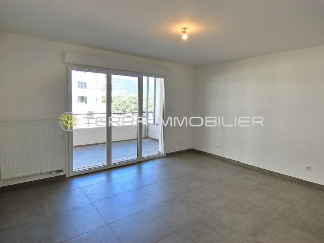Location Appartement 2 pièces 44m² AJACCIO 20090