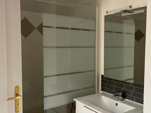Location Appartement 2 pièces 44m² BORDEAUX 33000