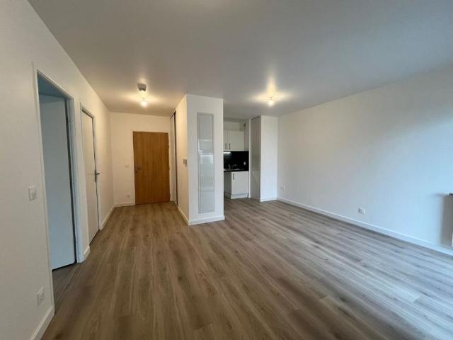 Location Appartement 2 pièces 44m² BIHOREL 76420