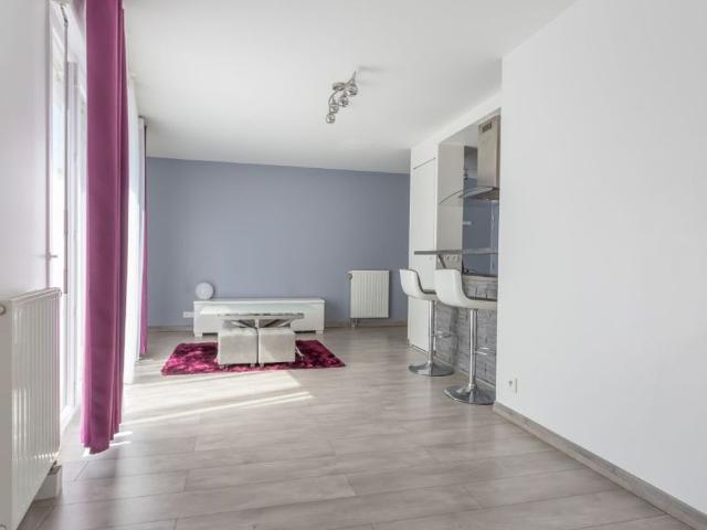 Location Appartement 2 pièces 44m² FLEURY MEROGIS 91700