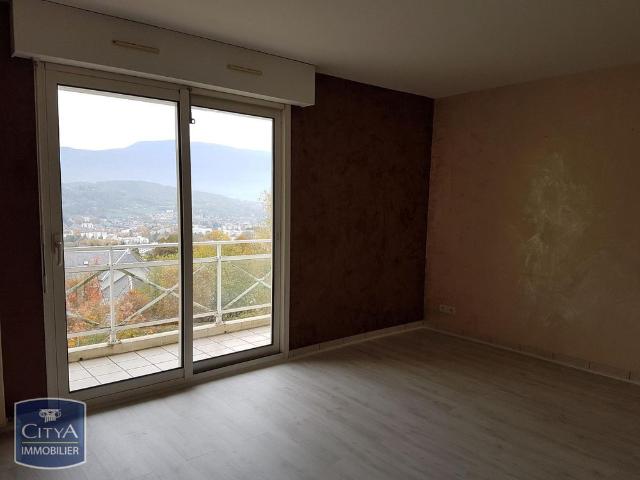 Location Appartement 2 pièces 44m² JACOB BELLECOMBETTE 73000