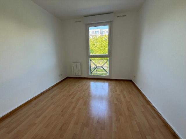 Location Appartement 2 pièces 44m² ORLEANS 45000