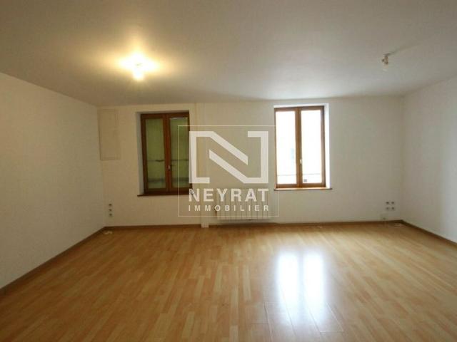 Location Appartement 2 pièces 44m² LOUHANS 71500