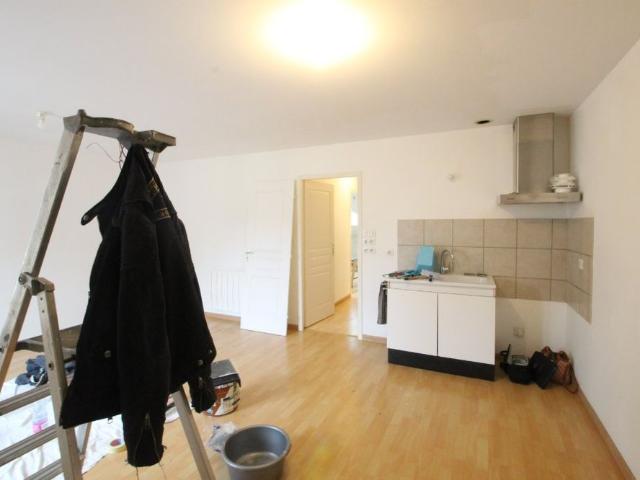 Location Appartement 2 pièces 44m² LOUHANS 71500