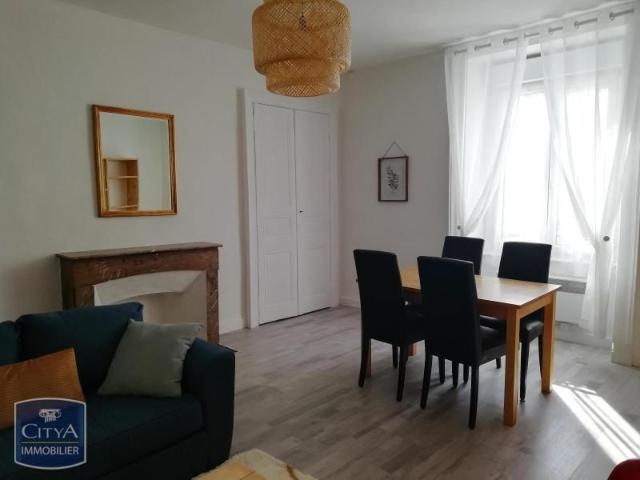Location Appartement 2 pièces 44m² LAVAL 53000