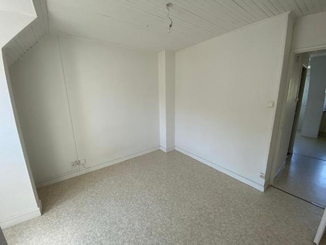 Location Appartement 2 pièces 44m² LE CREUSOT 71200