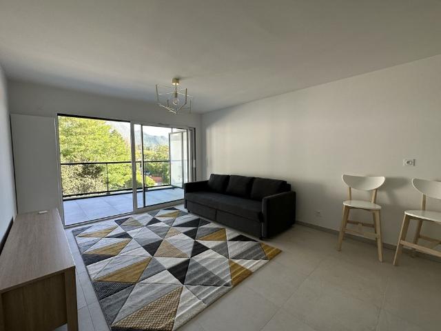 Location Appartement 2 pièces 44m² LE BOURGET DU LAC 73370