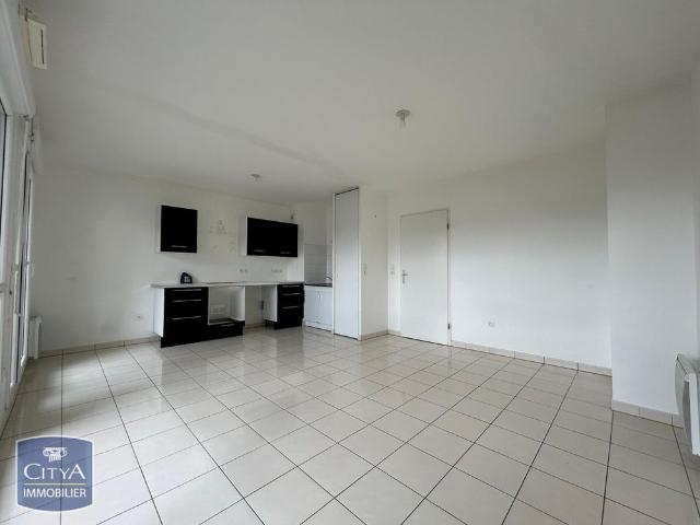 Location Appartement 2 pièces 44m² NOISY LE GRAND 93160