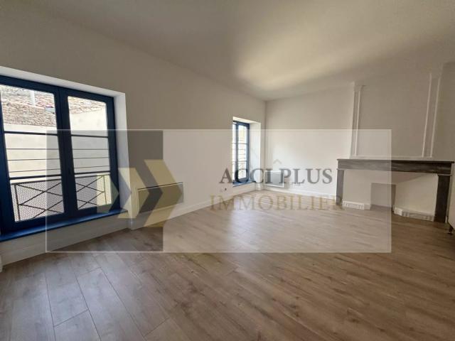 Location Appartement 2 pièces 44m² NIMES 30000