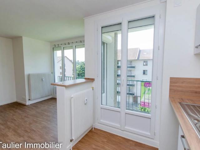 Location Appartement 2 pièces 44m² ST MARCELLIN 38160