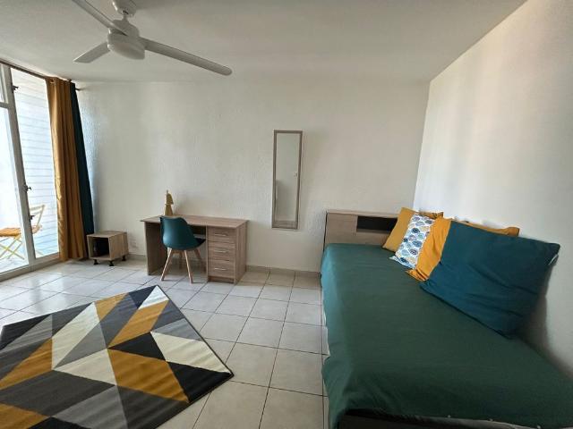 Location Appartement 2 pièces 44m² POINTE A PITRE 97110