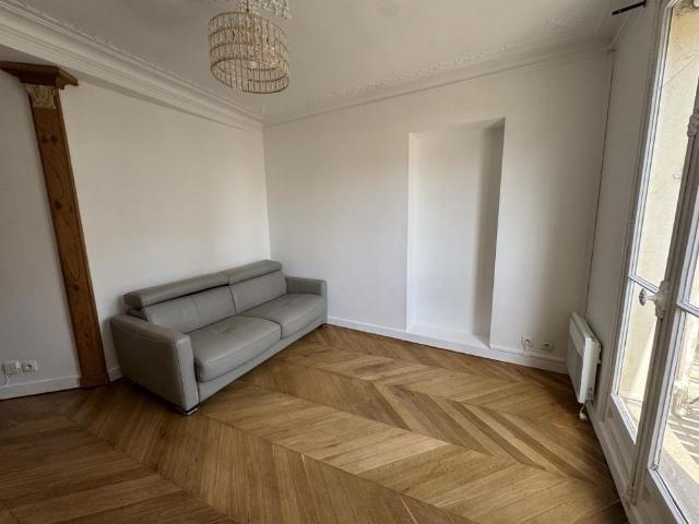Location Appartement 2 pièces 44m² PARIS 8ème