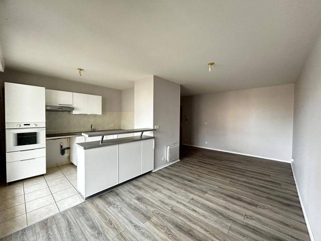 Location appartement 2 pièces 45.76 m² à Lucé 28110