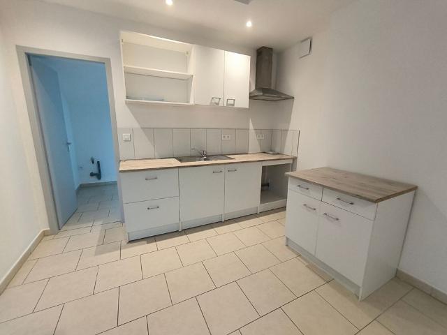 Location appartement 2 pièces, 45.83m², Lézignan Corbières
