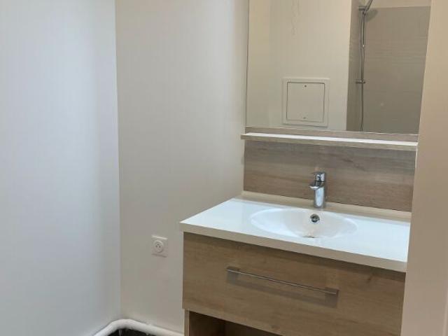 Location appartement 2 pièces, 45.93m², Lognes