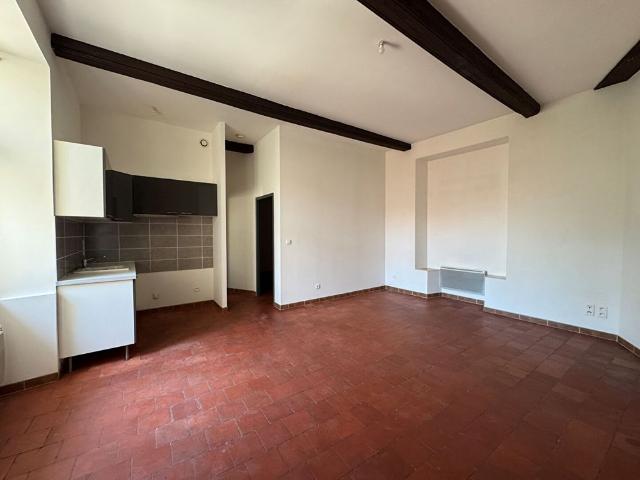 Location appartement 2 pièces, 45.00m², Bezouce