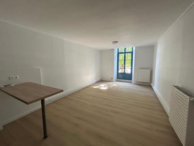 Location Appartement 2 pièces 45.02 m2 Vannes