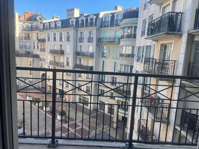 Location appartement 2 pièces, 45.15m², Saint Maurice