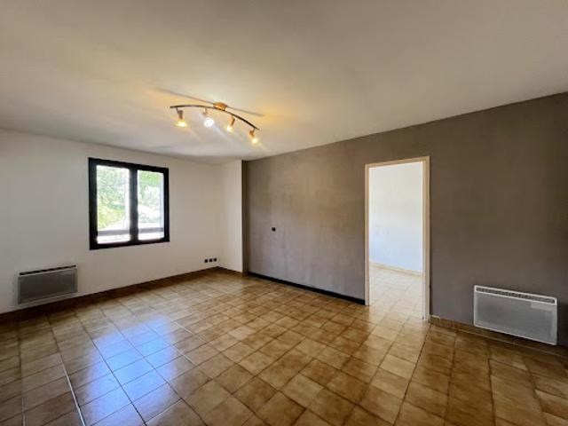 Location Appartement 2 pièces 45.25 m2 Manosque