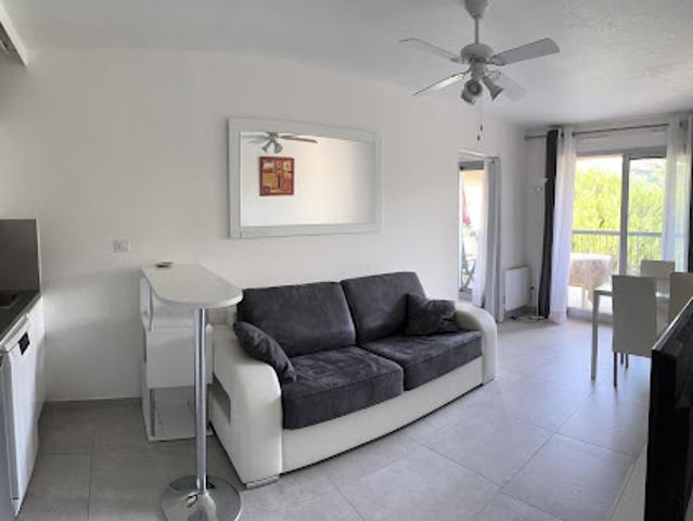 Location Appartement 2 pièces 45 m2 Vallauris