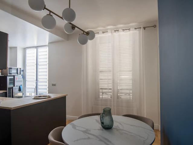 Location Appartement 2 pièces 45 m2 Versailles