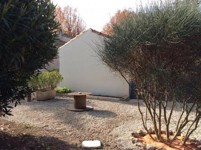 Location Appartement 2 pièces 45 m2 Aix en Provence