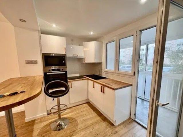 Location Appartement 2 pièces 45 m2 Aix en Provence