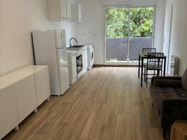 Location Appartement 2 pièces 45 m2 Breuillet