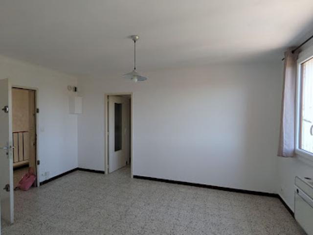 Location Appartement 2 pièces 45 m2 Courthézon